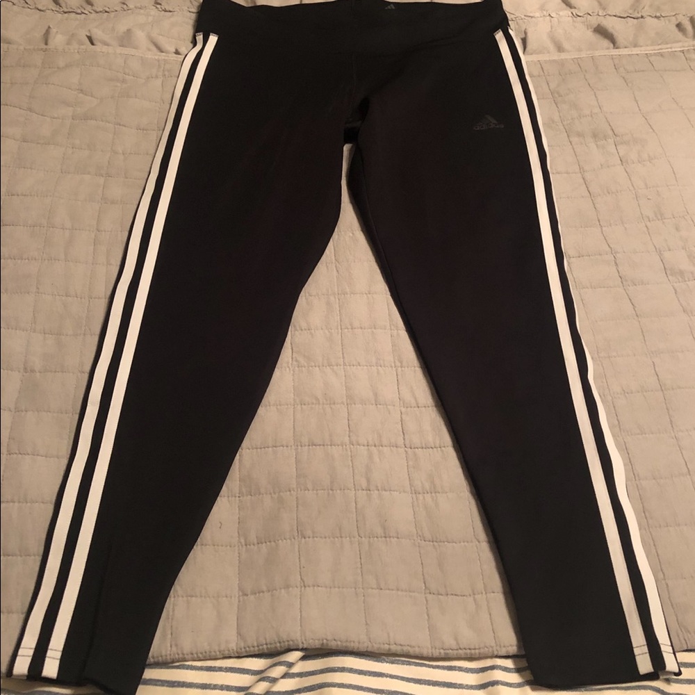 Women’s Adidas leggings